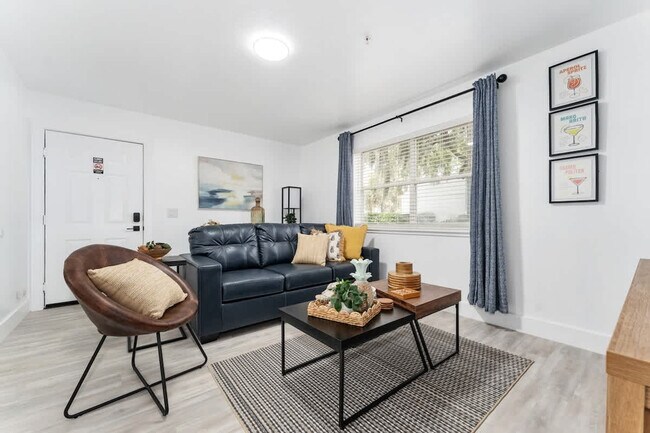 Foto del edificio - 2360 SW Archer Rd