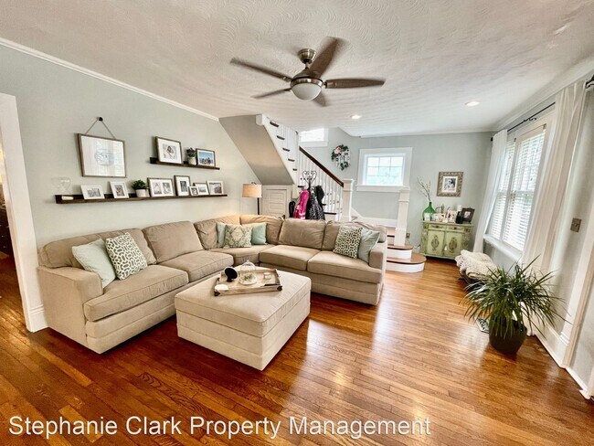 Building Photo - 4 br, 2.5 bath House - 1145 Hanover Avenue
