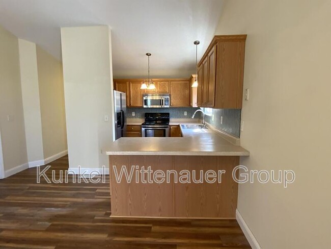 Foto del edificio - 3336 Berwin Green Dr