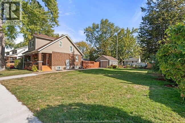 Photo du bâtiment - 1784 Francois Rd