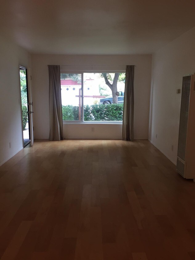 56 Apartments Available for Rent in Highland Park, CA