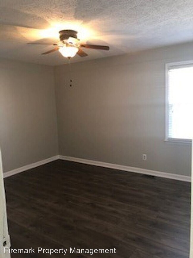 Building Photo - 2 br, 1.5 bath House - 214 Hickory Hill Court