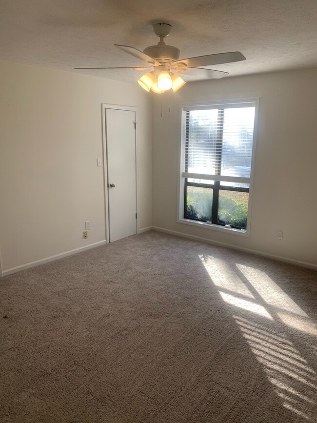 Building Photo - 316 W University Pkwy