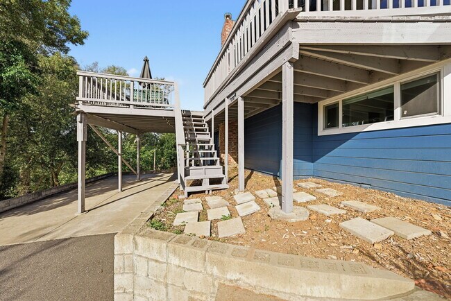 Foto del edificio - 5100 Leona St