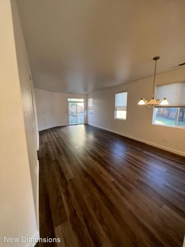 Building Photo - 3 br, 2 bath House - 2317 Clementine Lane