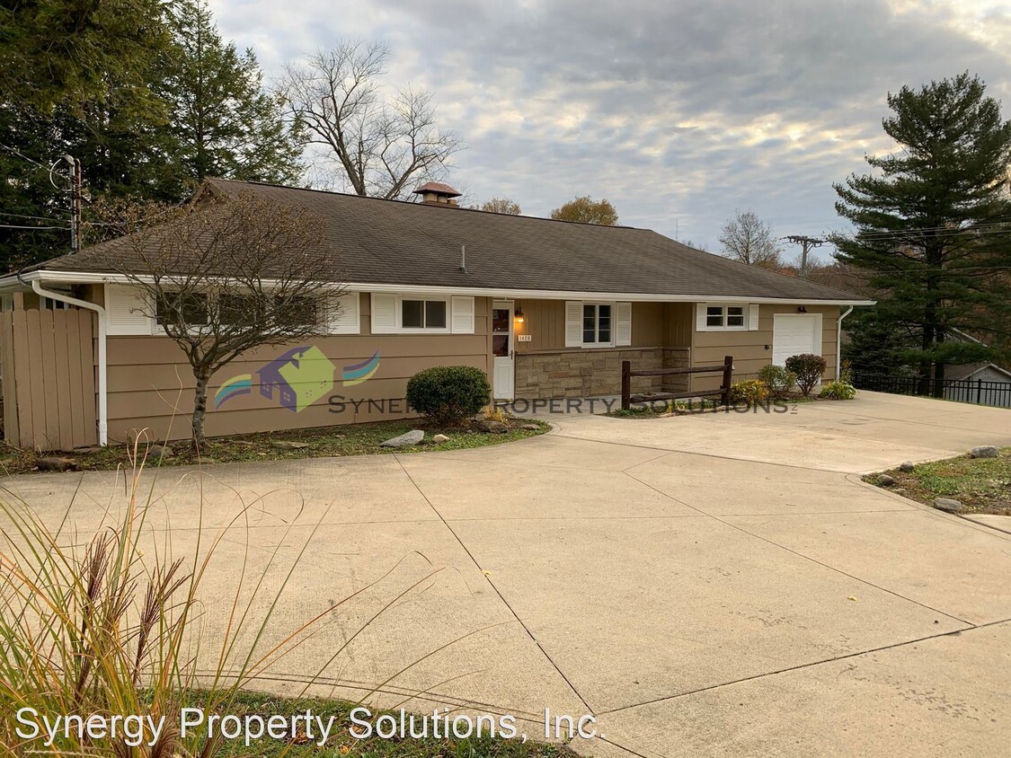 Primary Photo - 3 br, 1 bath House - Middle Bellville Rd 1...