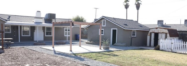 Building Photo - Ventura Kingsburg