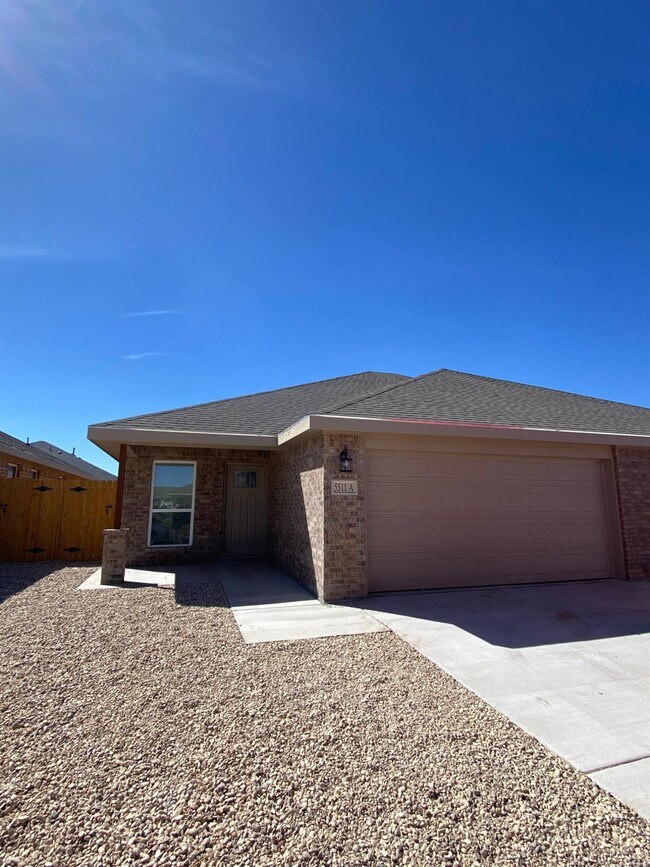 5511 Jarvis St, Lubbock, TX 79416 Townhome Rentals in Lubbock TX