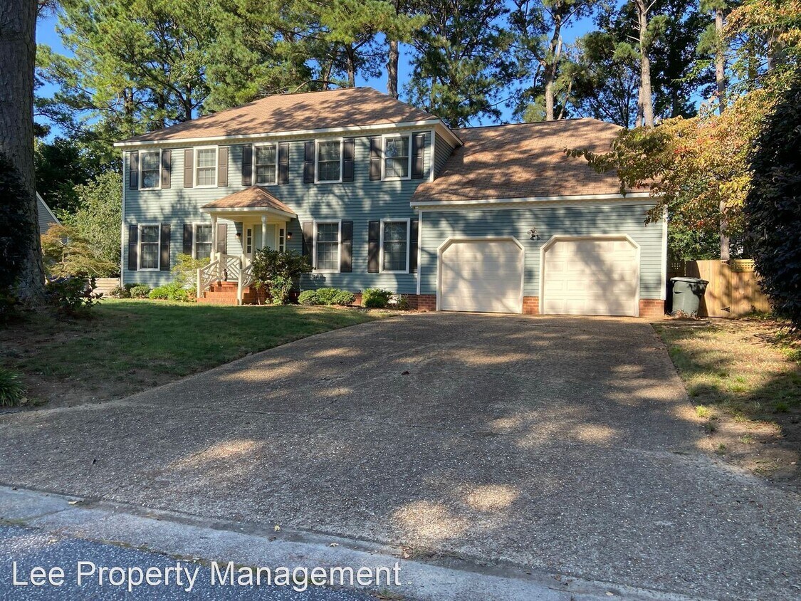 4 br, 3 bath House 13 Blacksmythe Lane House Rental in Newport News