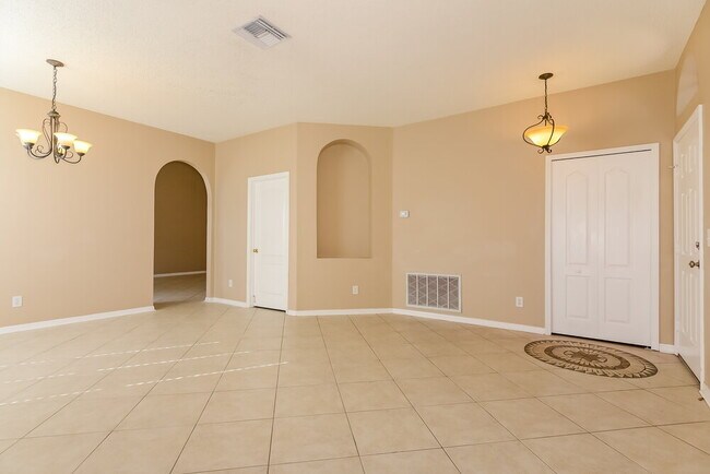 Foto del edificio - 13614 Mere View Dr