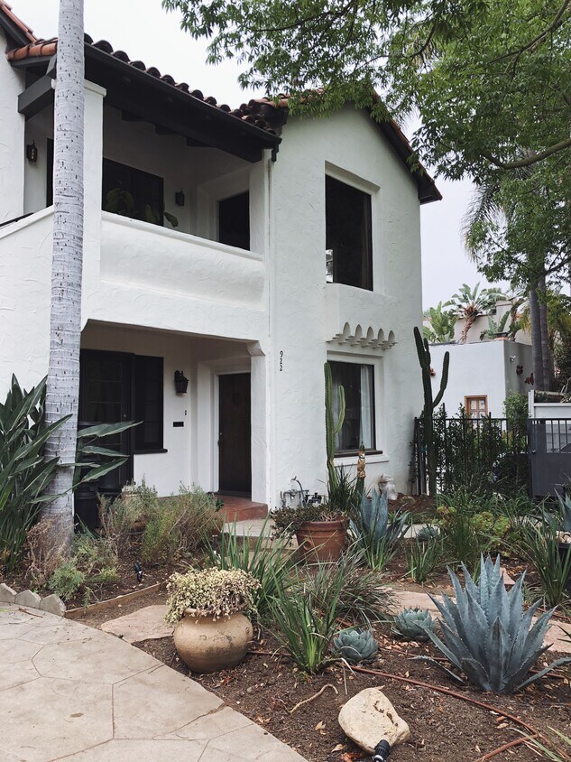 922 N La Jolla Ave Unit 1, West Hollywood, CA 90046 Apartments in