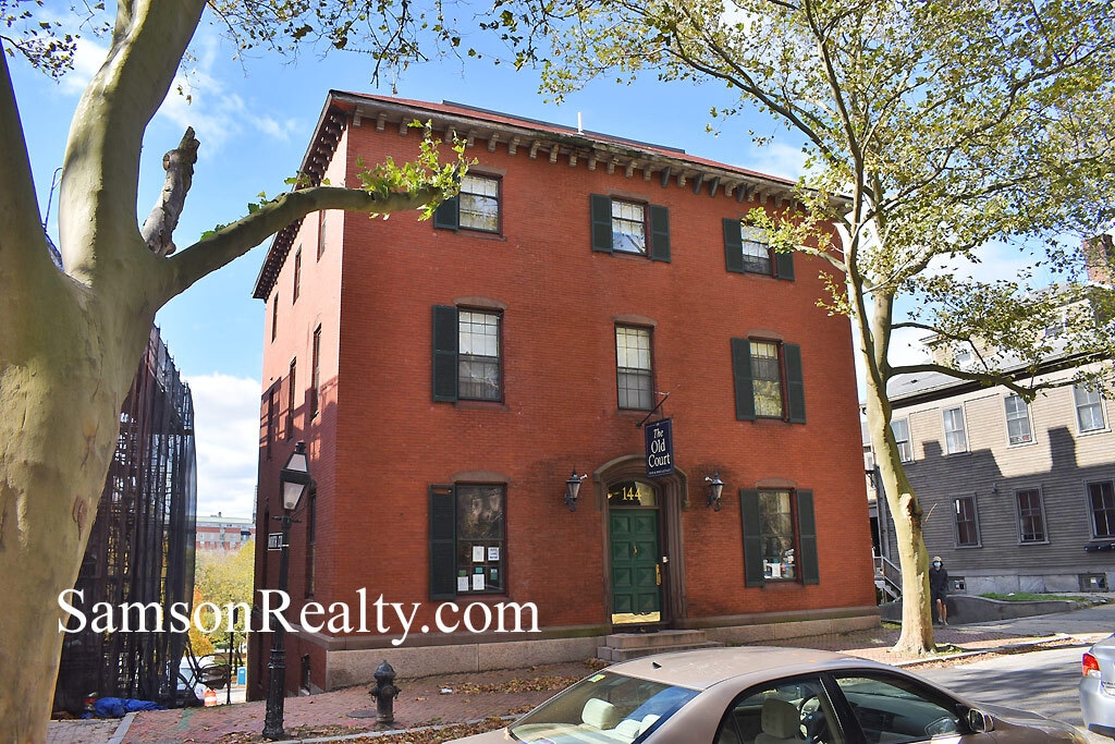 Primary Photo - 144 Benefit St