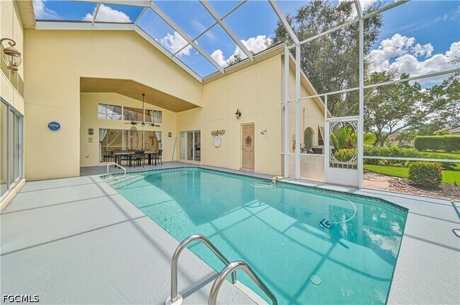 Foto del edificio - 14980 Lake Olive Dr