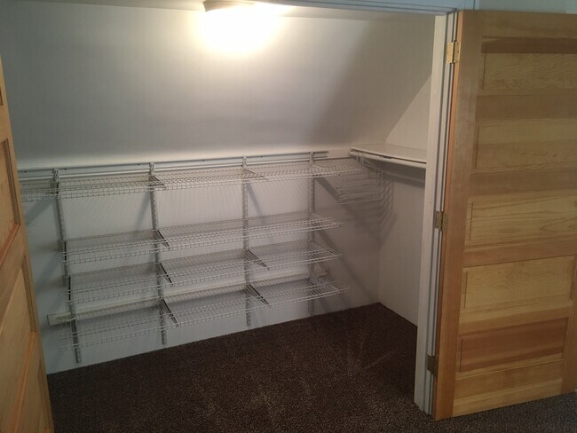 Foto del edificio - 442 Oneida St