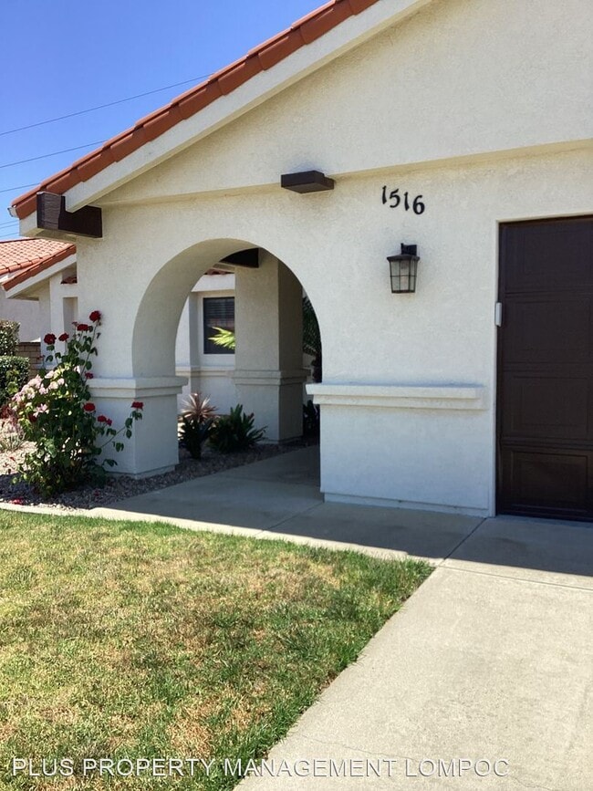 Foto del edificio - 4 br, 2 bath House - 1516 North "E" Street