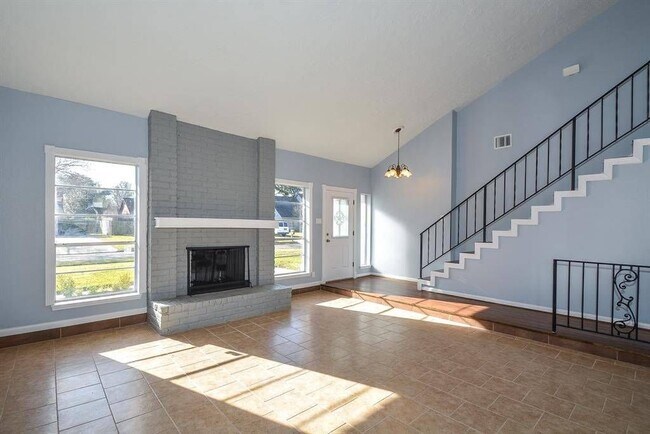 Foto del edificio - 22722 Fincastle Dr