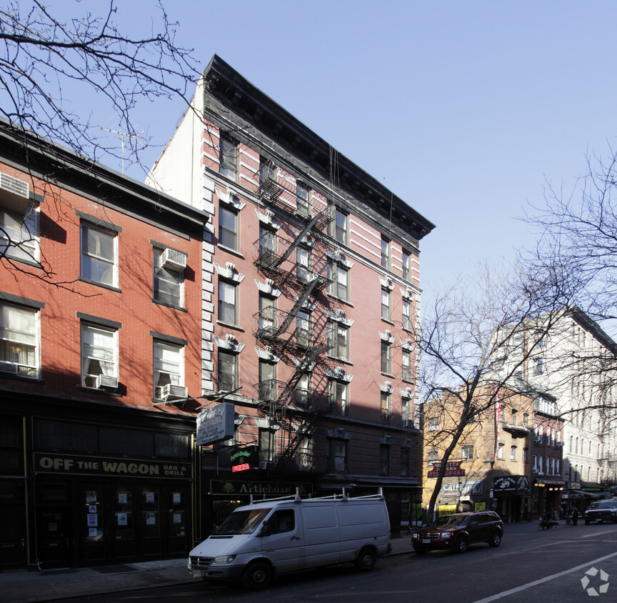 Building Photo - 111 MacDougal St