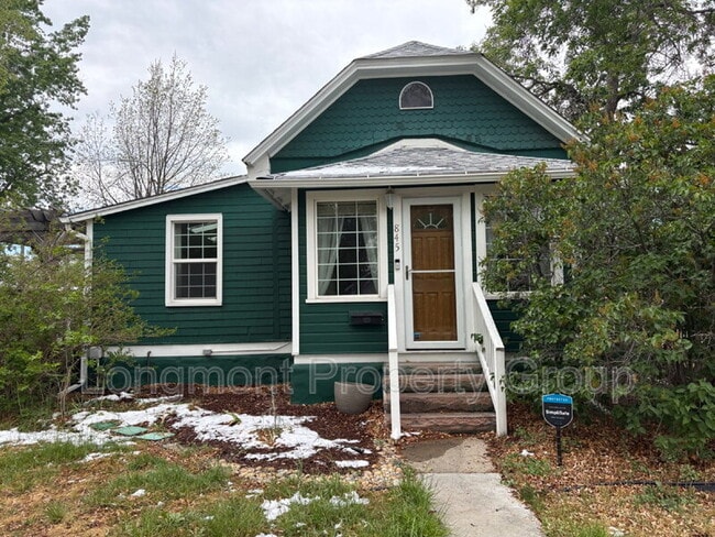 Building Photo - 845 Martin St