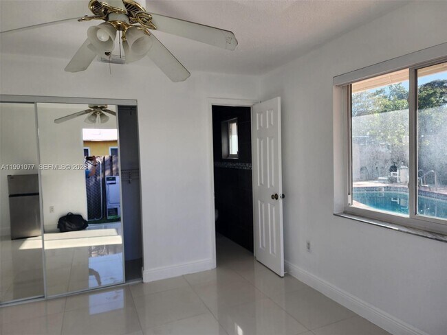 Foto del edificio - 16101 SW 97th Ave