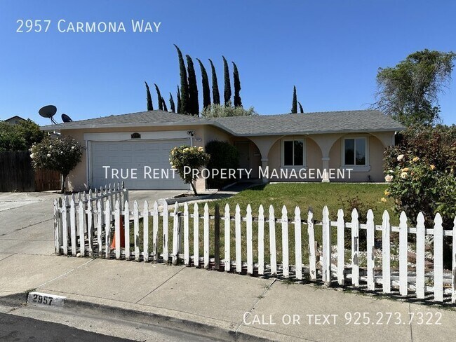 Building Photo - Well Kept 4 Bedroom, 2 Bathroom Single Lev...