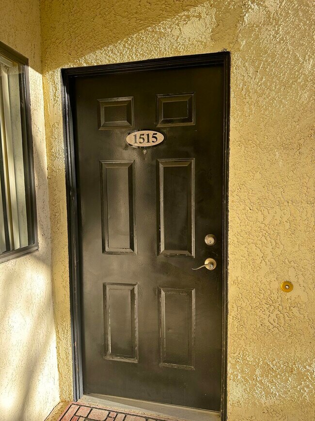 Foto del edificio - 78650 Ave 42
