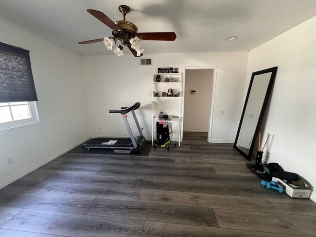 Building Photo - BEAUTIFULLY Updated Home with Pool+ Modern...
