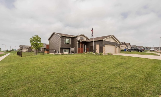 Building Photo - 4041 S Homerun Ave