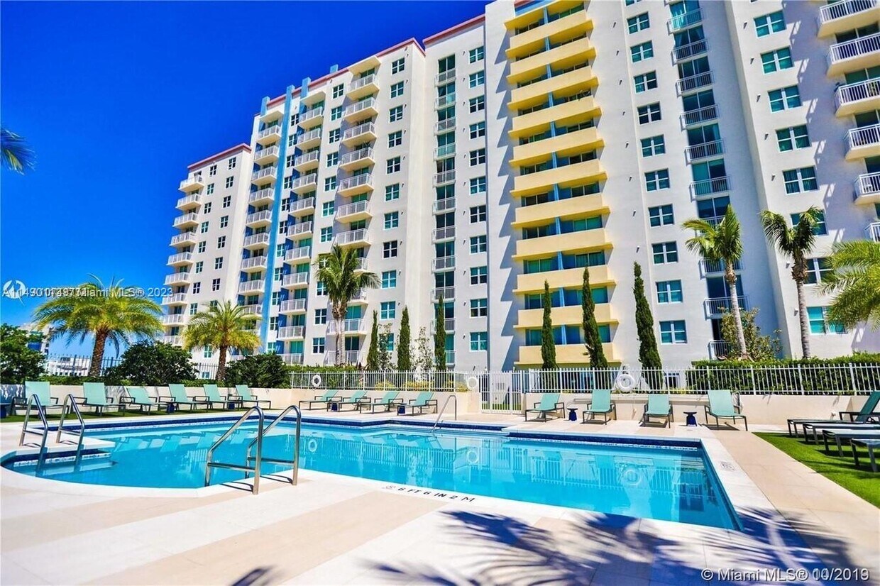 3000 Coral Wy Unit 1502, Coral Gables, FL 33145 Condo for Rent in Coral Gables, FL