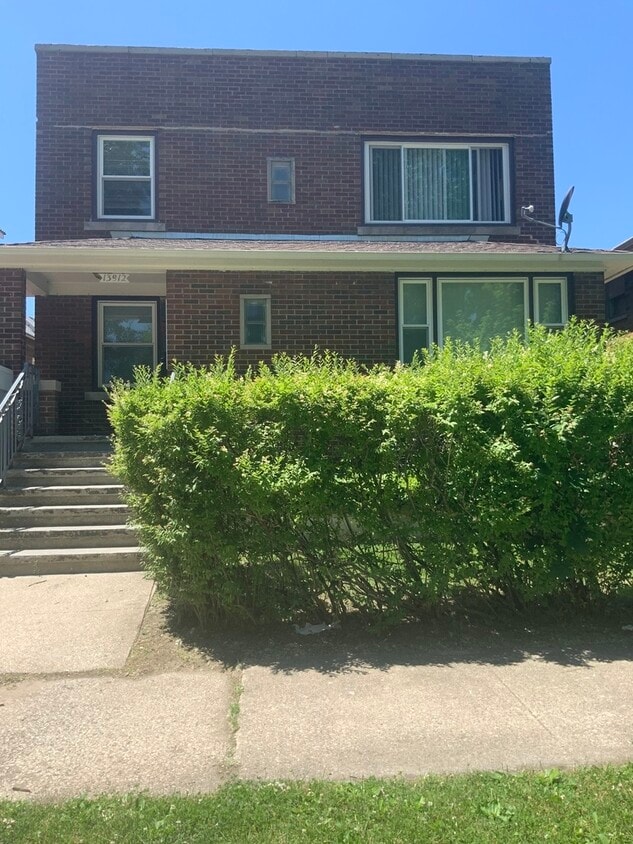 13912 S Chippewa Ave Unit 2, Burnham, IL 60633 Condo for Rent in