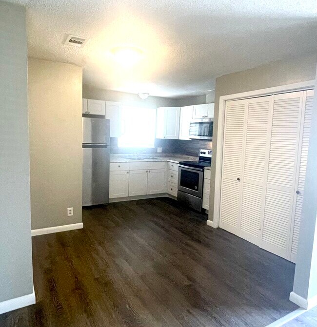 Foto del edificio - 3001 Jefferson Ave