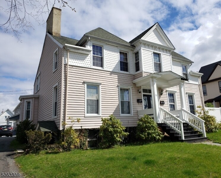 Primary Photo - 71-73 Early St