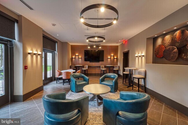Foto del edificio - 3101 N Hampton Dr