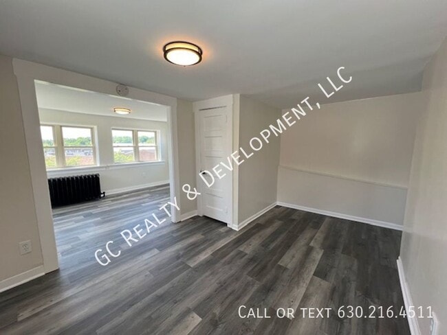 Building Photo - ***NOT YOUR ORDINARY STUDIO! 100% UPDATED ...