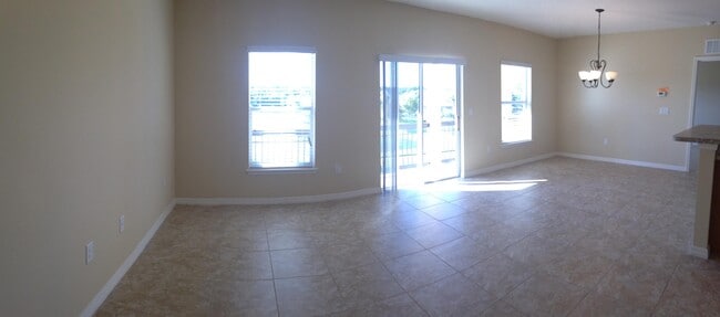 Building Photo - 6530 S Goldenrod Rd
