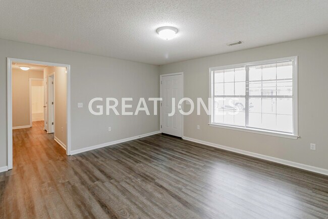 Foto del edificio - Charming 3 Bedroom in Tuscaloosa!