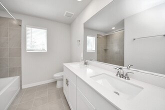 Building Photo - 6808 Hart Oak Ct