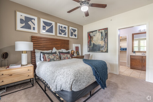 1BR, 1BA - 890SF - Bedroom - Cortland Waters Edge