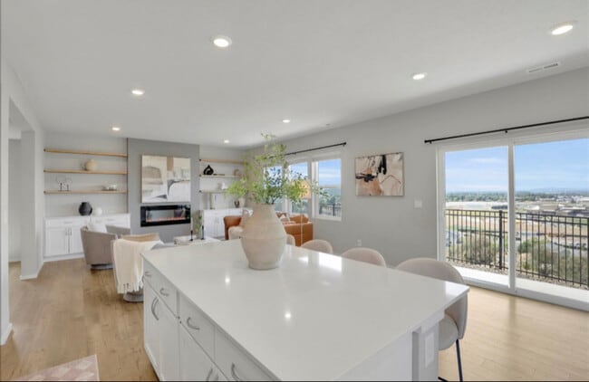 Building Photo - 20766 E Valley Vista Dr