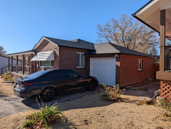 Foto del edificio - 1045 Washington St