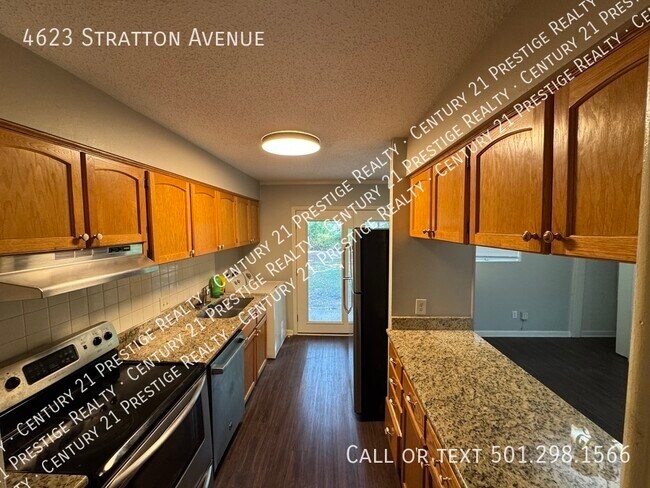 Foto del edificio - 4623 Stratton Ave