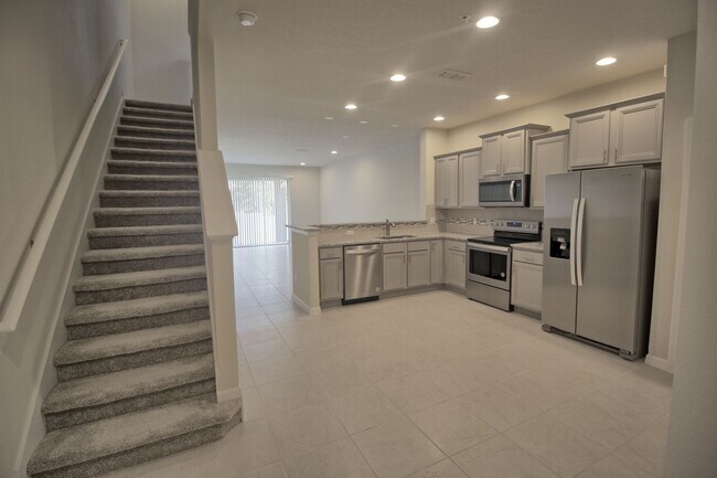 Building Photo - 1144 Pavia Drive Apopka, FL 32703