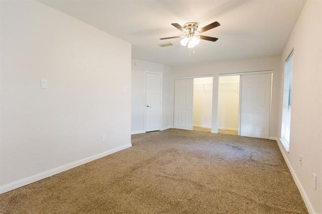 Foto del edificio - 2103 Cedarcrest Dr