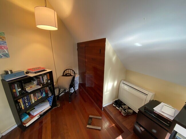 Foto del edificio - 381 Highland Ave