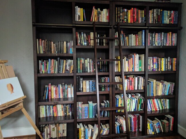 Library Bookshelves with ladder - 1723 Fairmont Blvd