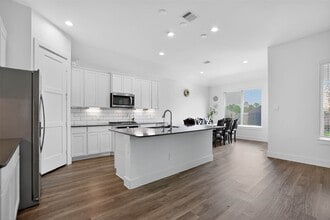 Building Photo - 13760 Rising Sun Ln