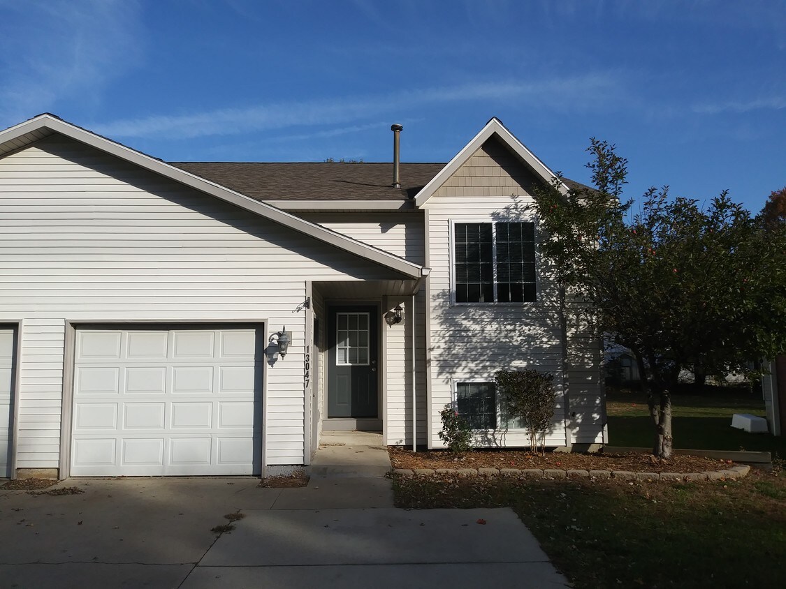 13047 James St, Holland, MI 49424 Apartments in Holland, MI