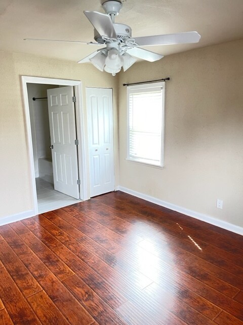 Building Photo - 208 Robert E Lee St