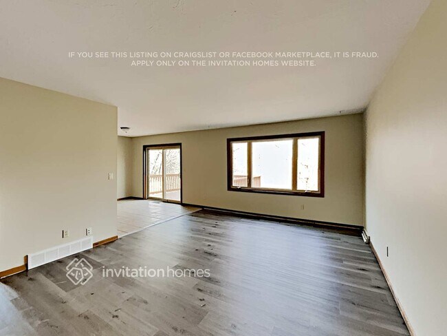 Foto del edificio - 17230 Sunray Cir SW