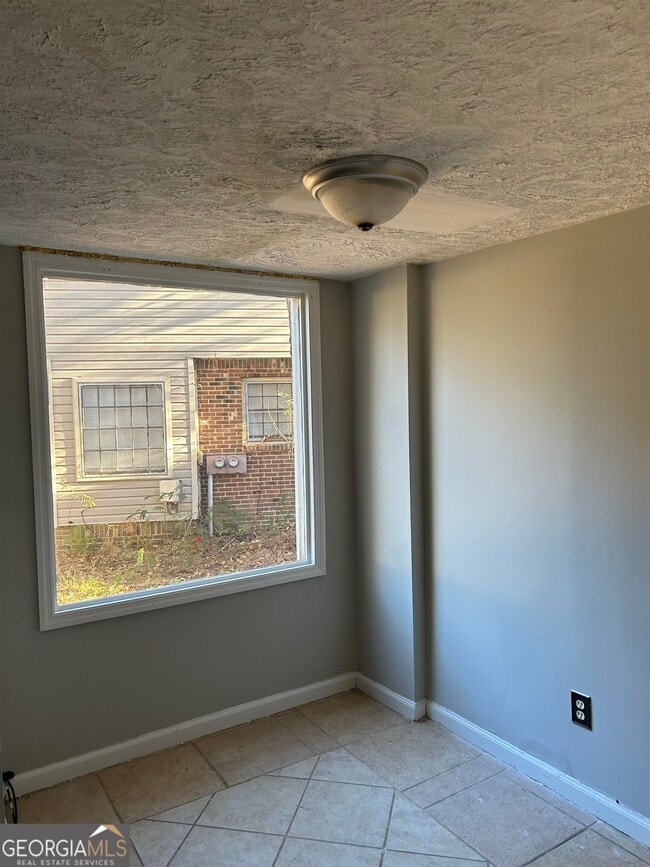 Building Photo - 1421 Villa Pines Ct NW