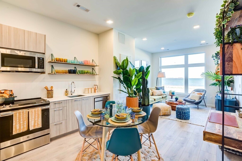 50 Ocean Ave Unit 504A, Revere, MA 02151 Room for Rent in Revere, MA